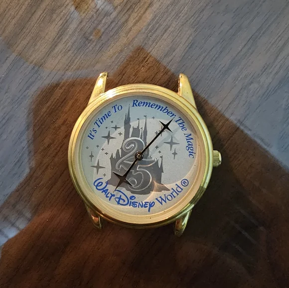 Disney | Accessories | Walt Disney World 25th Anniversary  display picture 2